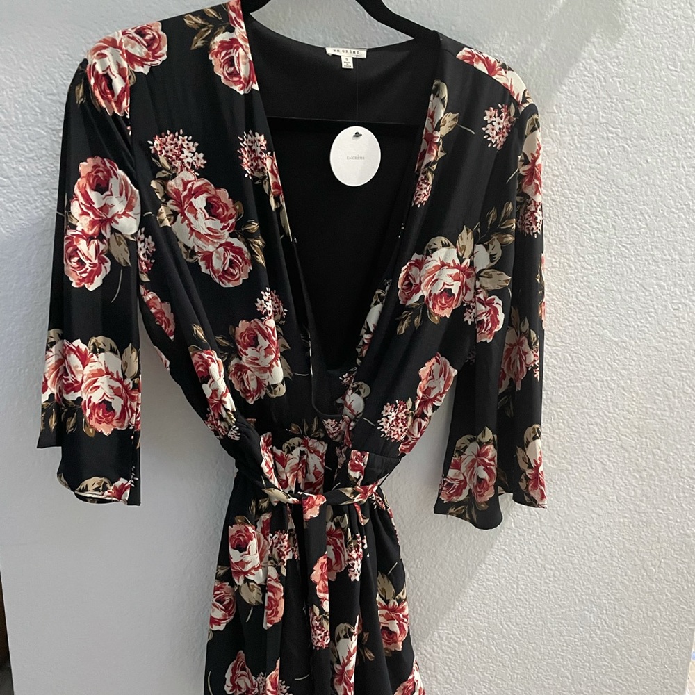 NWT Vici Floral romper